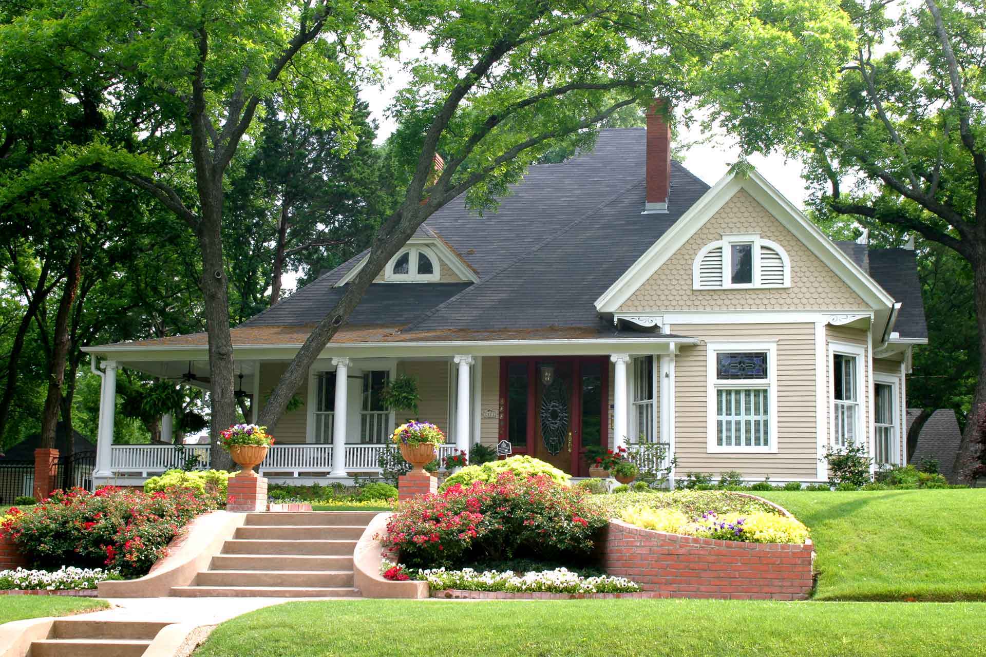 auntie-house-3